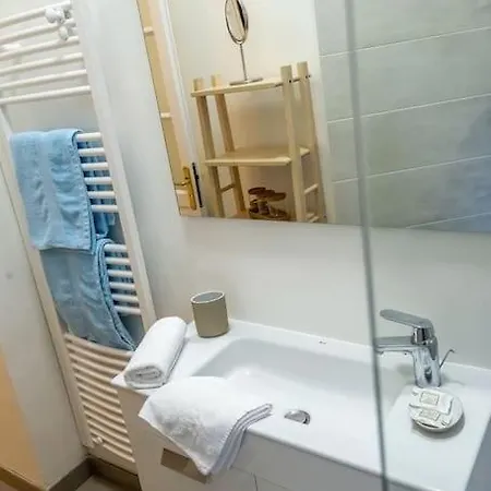 Superb 2p Of Standing, Comfort, Perfect Locati Apartment